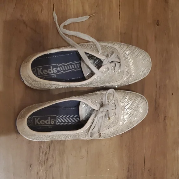 Women's Sequin Sneakers - Picture 6 of 6